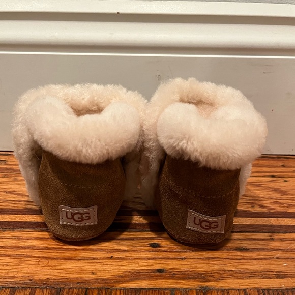 Ugg Boots for babies! 5” in length (size unknown) - Picture 4 of 8